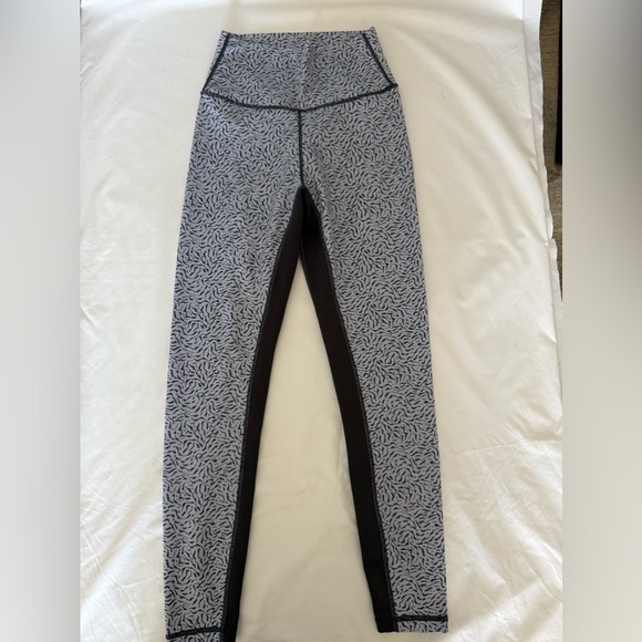 ALLFENIX Powder Cheetah 7/8 Legging and Sports Bra Set, New with Tags - Picture 8 of 14